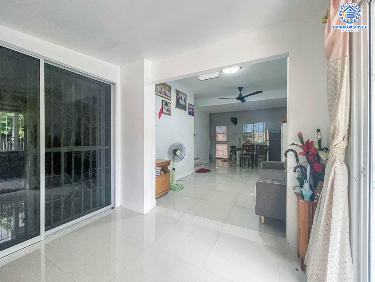 *****ทาวน์เฮ้าส์มือสองย่านนนทบุรี ม.พฤกษาวิลล์43 พระราม5-นครอินทร์ หลังมุม บนเนื้อที่ 23.7 ตร.ว. ฟังก์ชัน 4 ห้องนอน 2 ห้องน้ำ บ้านพร้อมอยู่ แถมฟรี! เครื่องปรับอากาศ 3 เครื่อง เชื่อมต่อถ.นครอินทร์ ใกล้วงเวียนพระราม5-ราชพฤกษ์ และถนนกาญจนาภิเษก